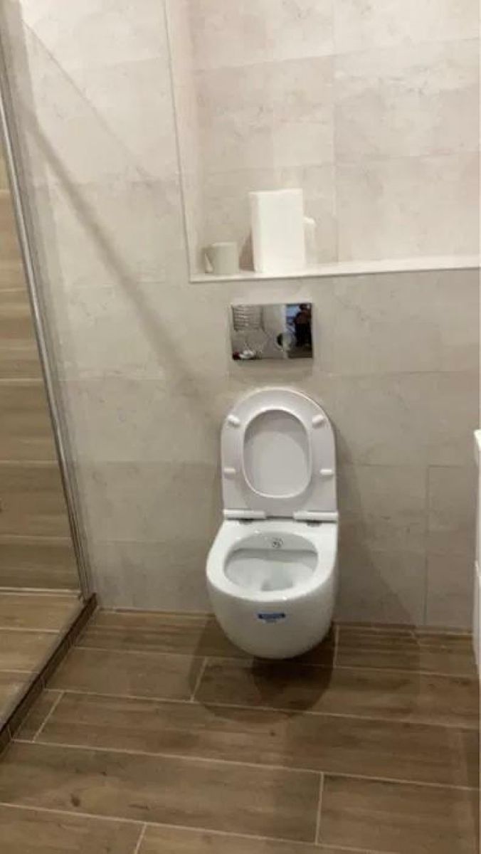 1837180996055856