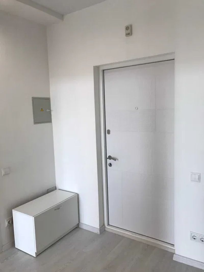1833369096794857