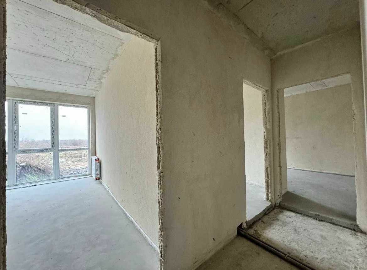 1833802811596857
