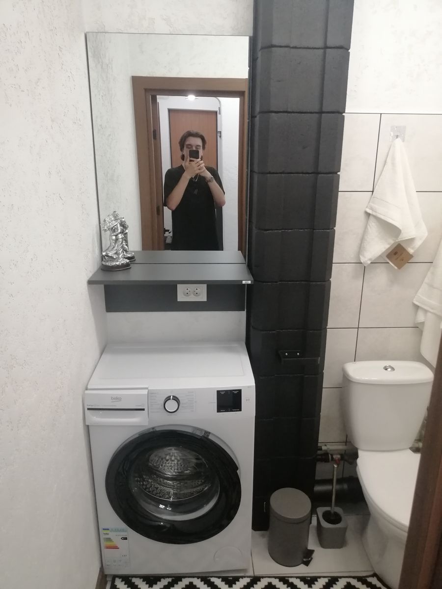 1838378997272857