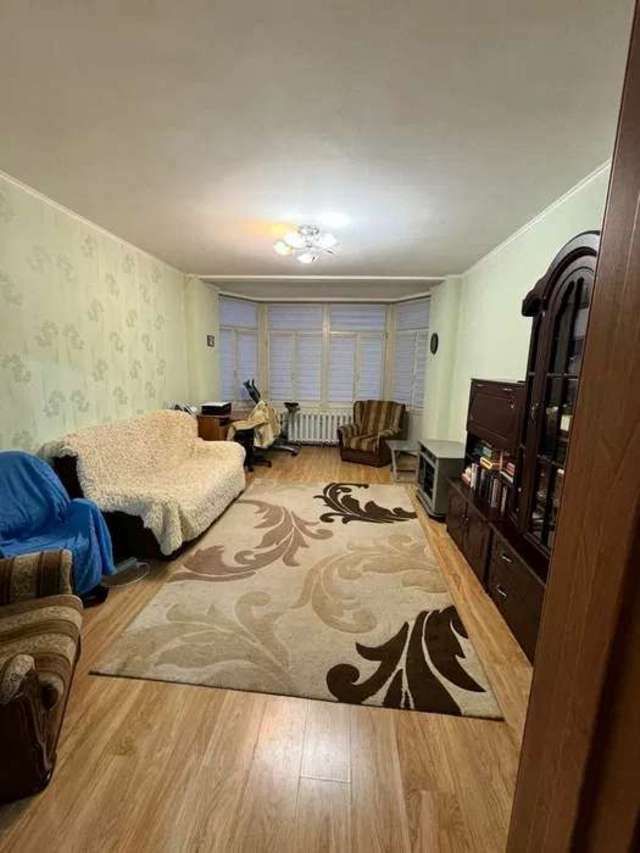 1838971748659858