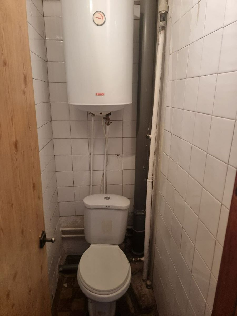 1838704229255859