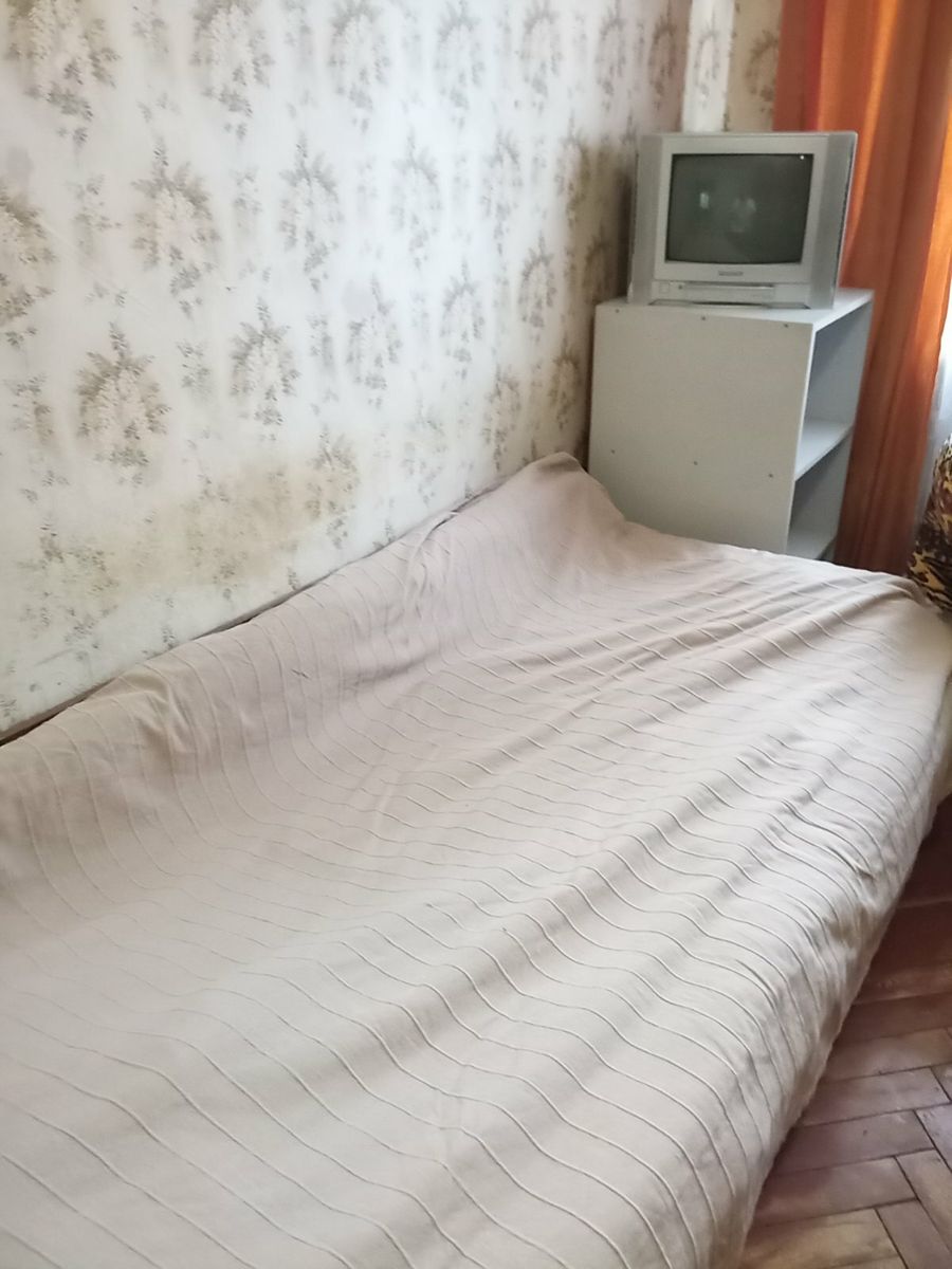 1832804034575086