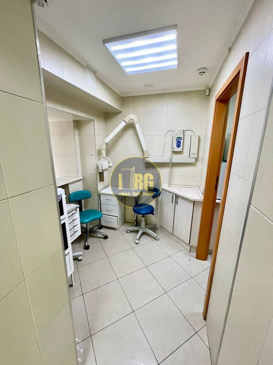 1835802456212086