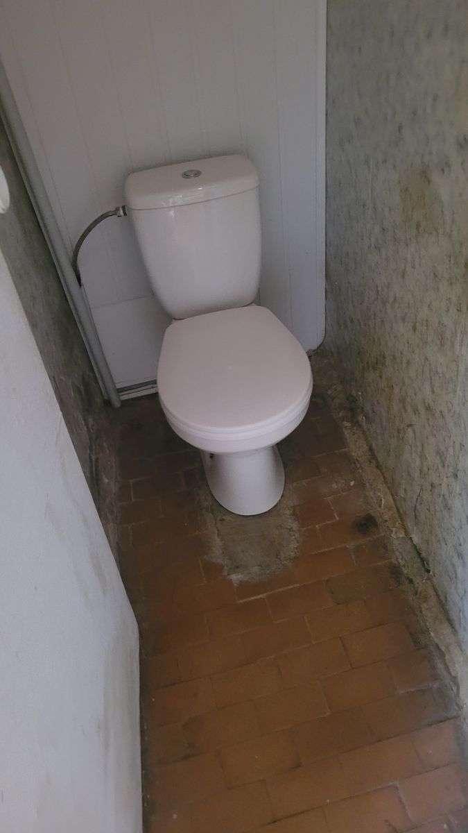 1837917630093860