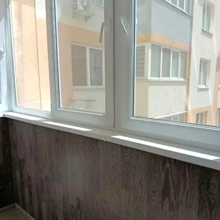1832724078975861