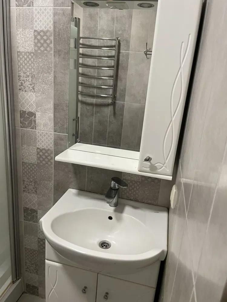 1835259858879862