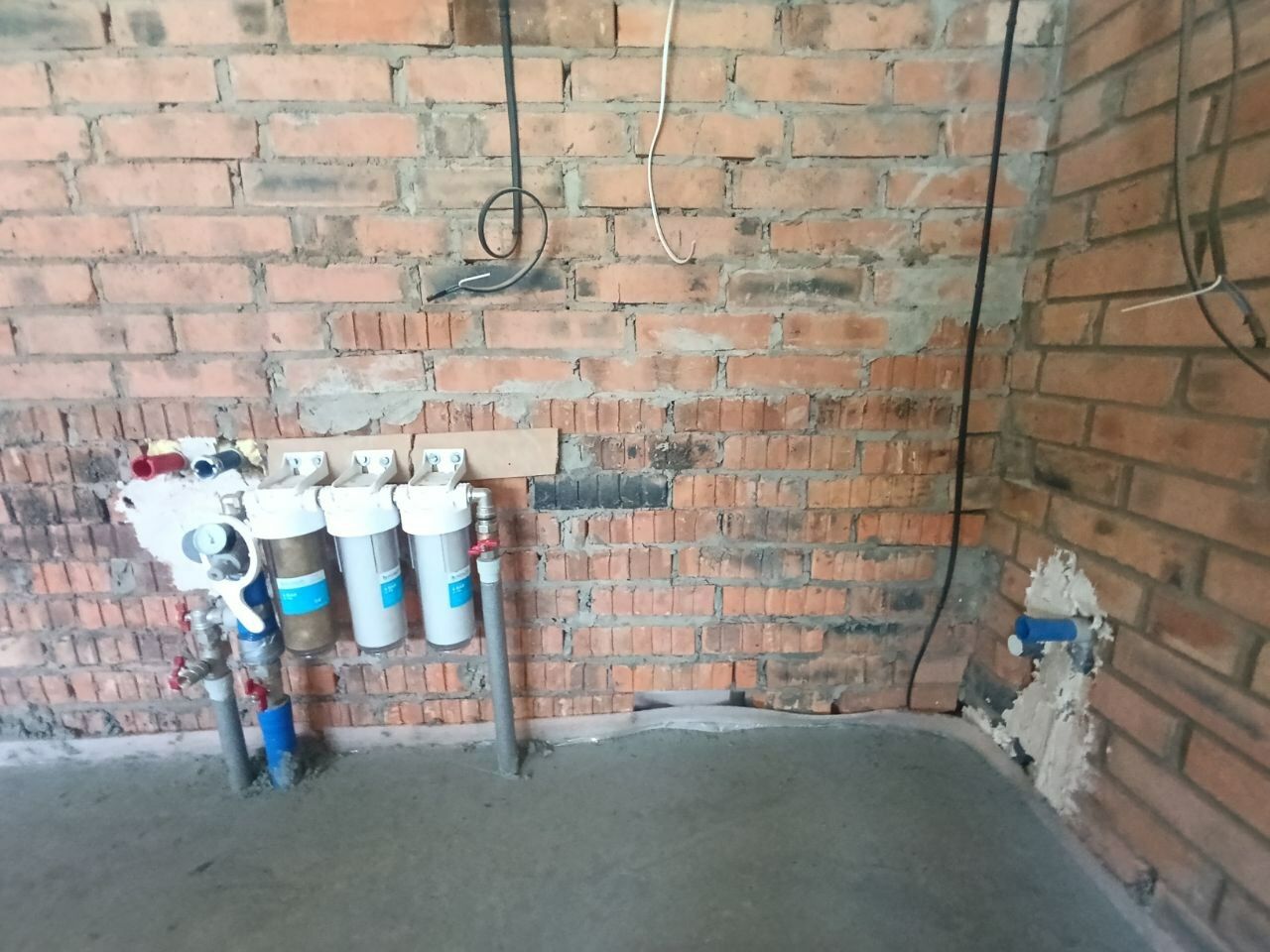 1834539128404863