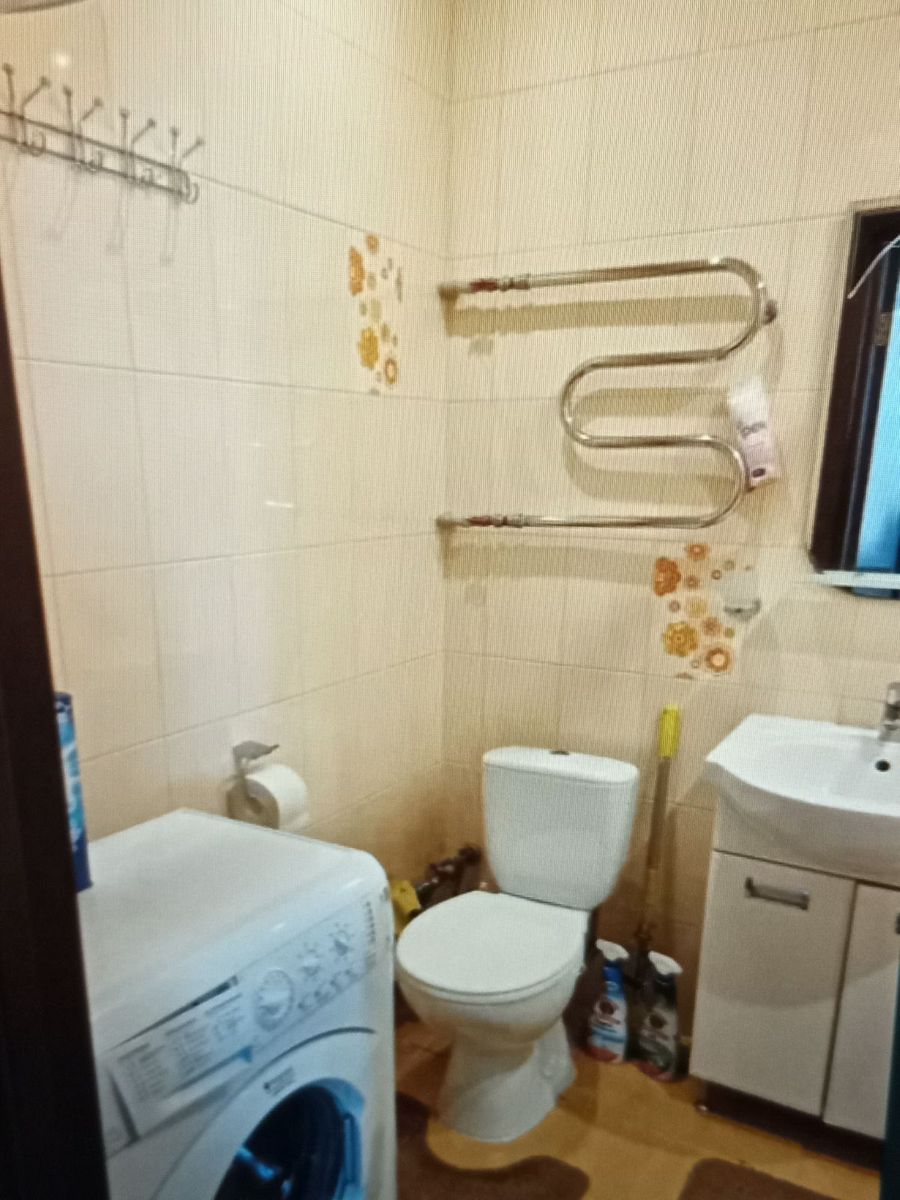1839993571414863