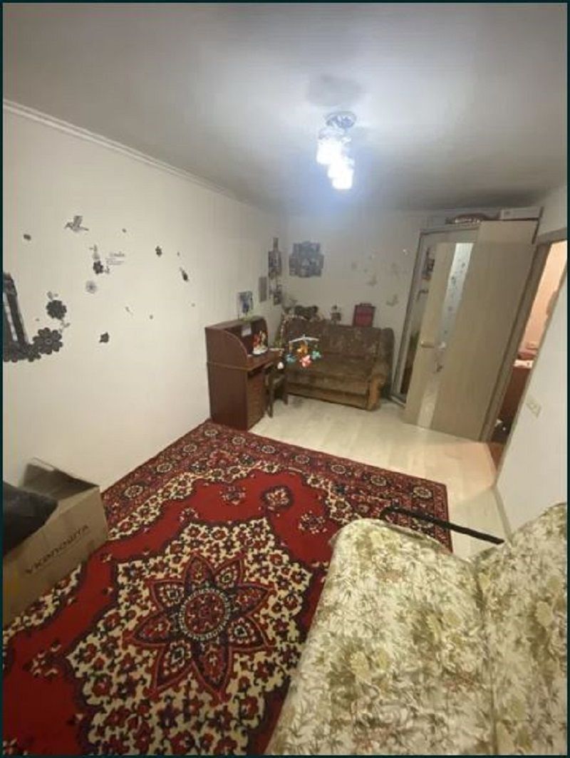 1835985259332864