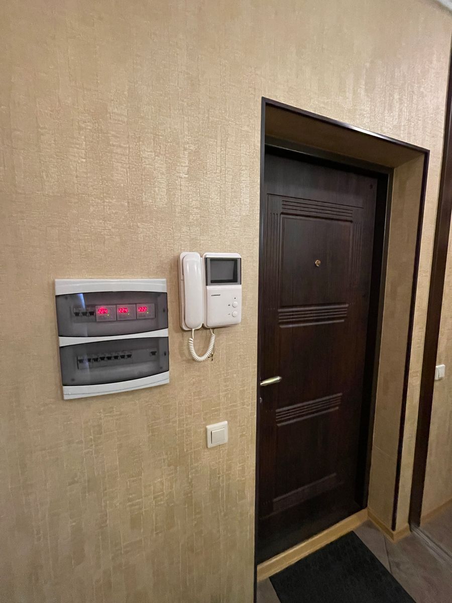 1834068960597865