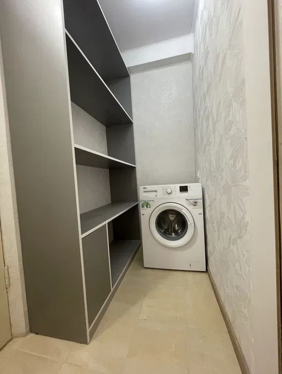 1835088355152865