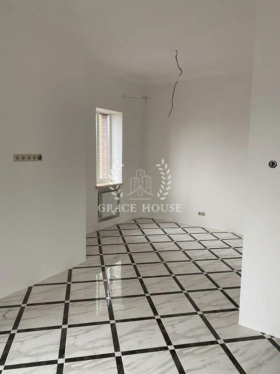 1837872696586865