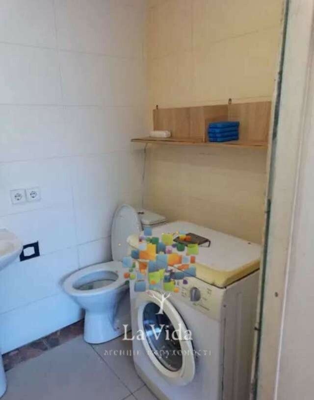 1835802275069866