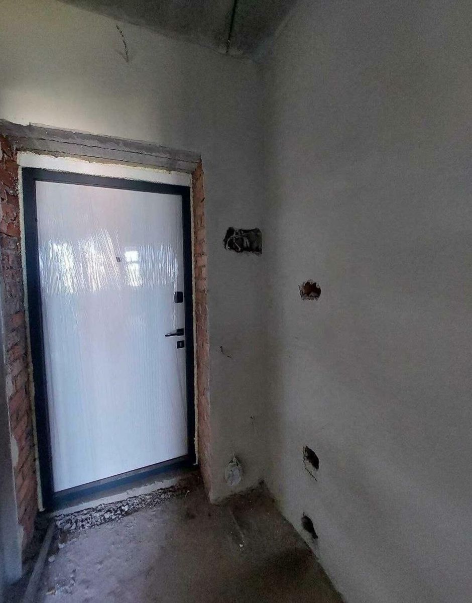 1837969602511866