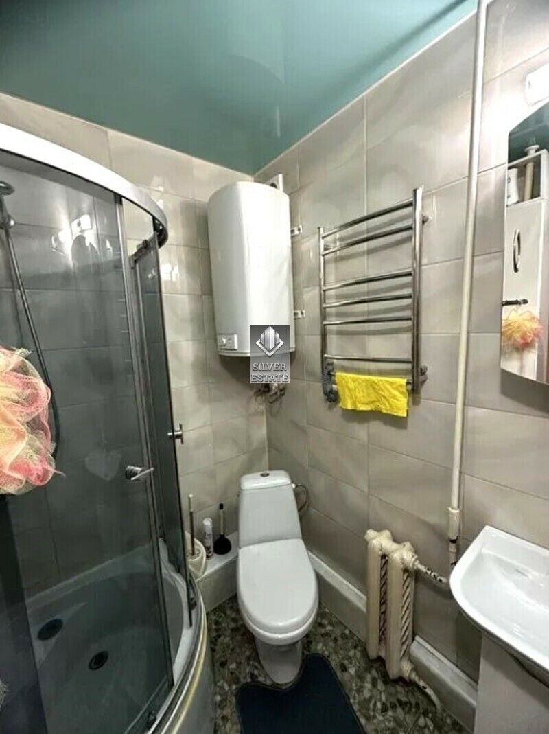 1833998587044869
