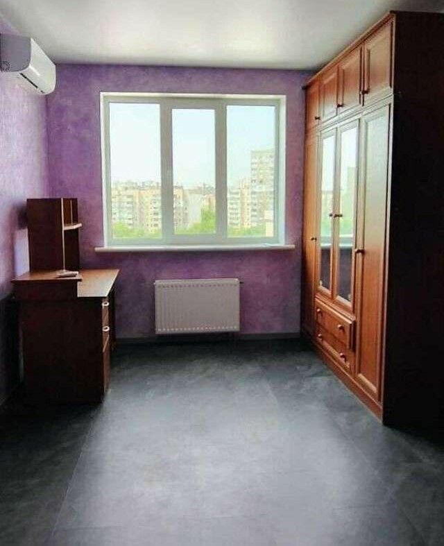 1837611394072869