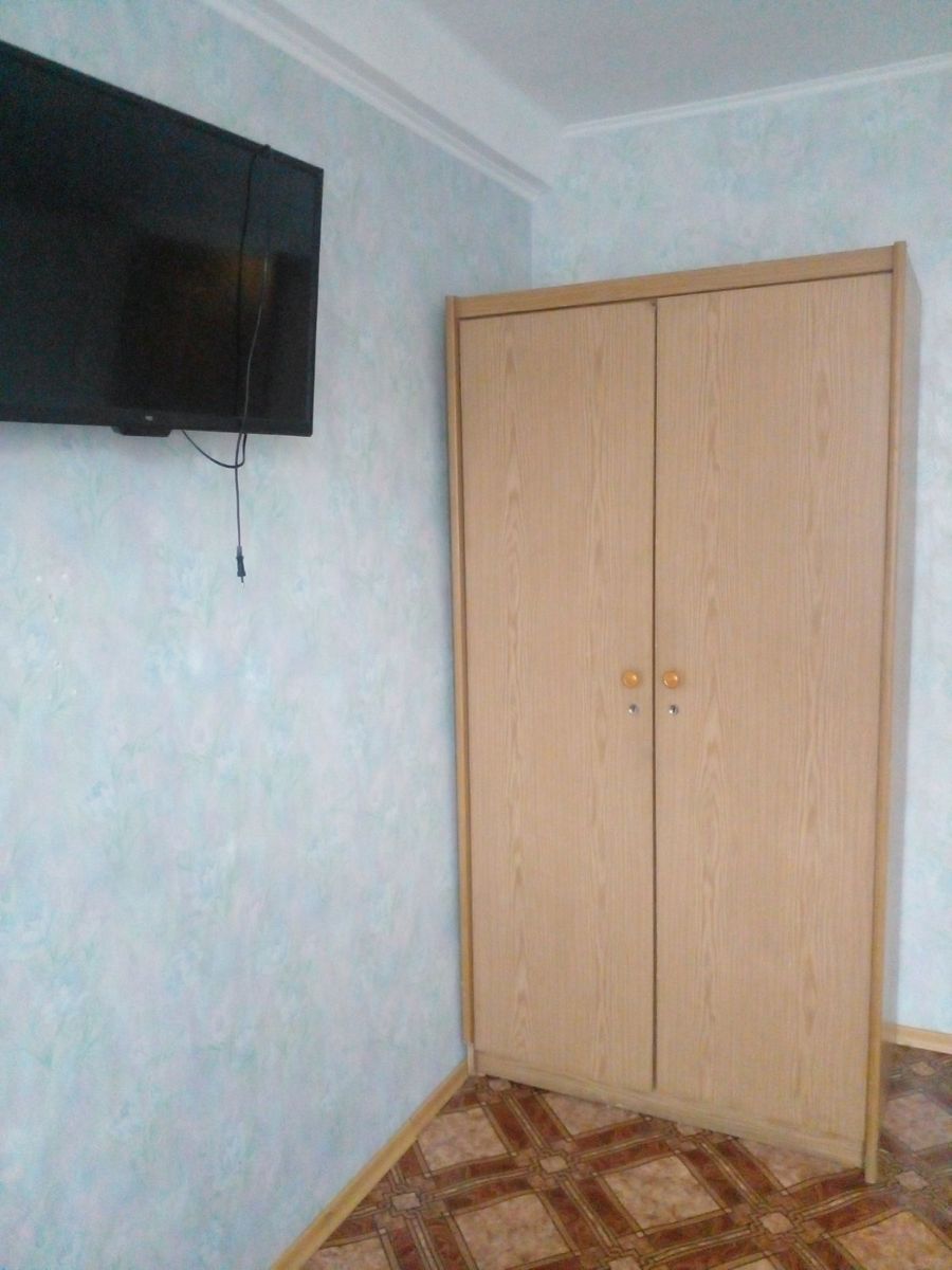 1839084805555869
