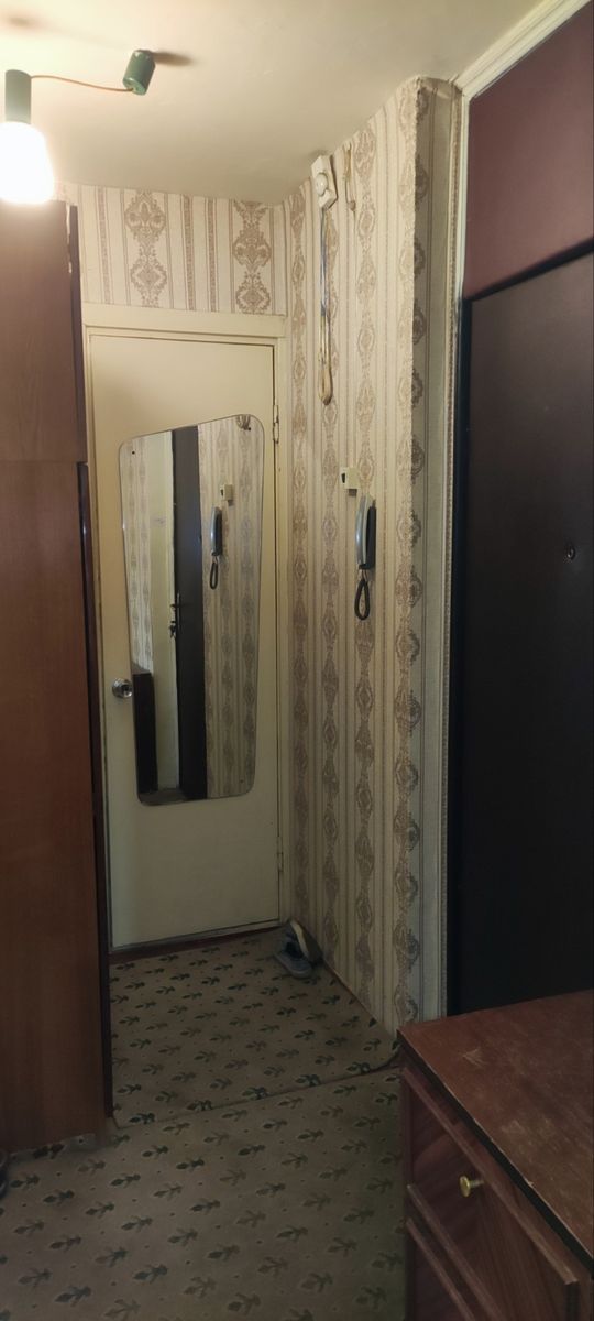 1841767827575869
