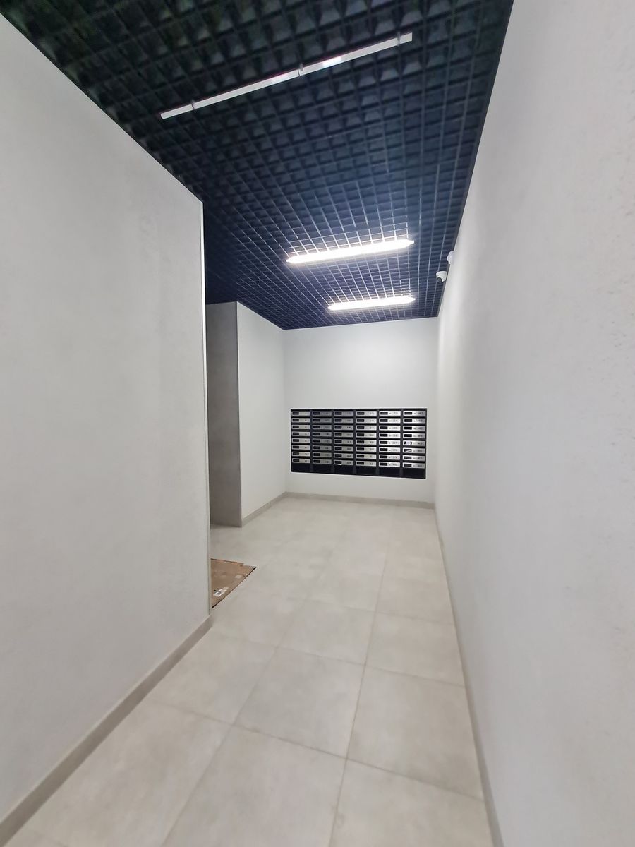 1814540632960087