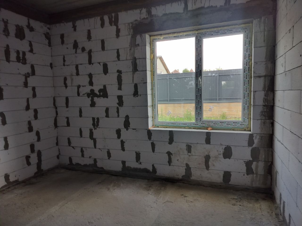 1839711907788087