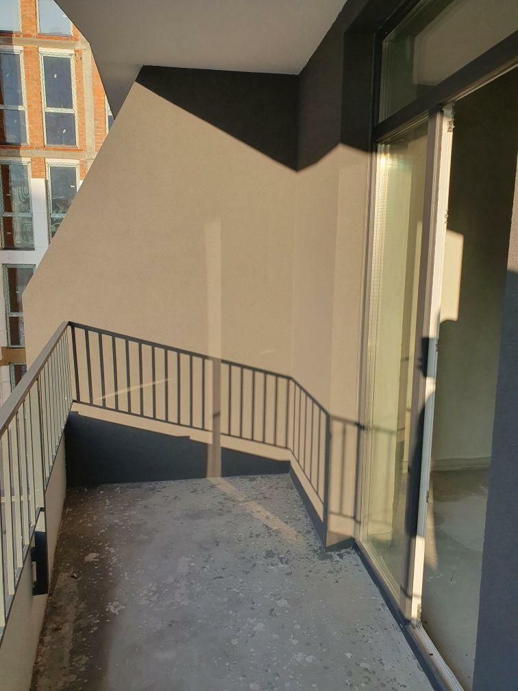 1838435435005870