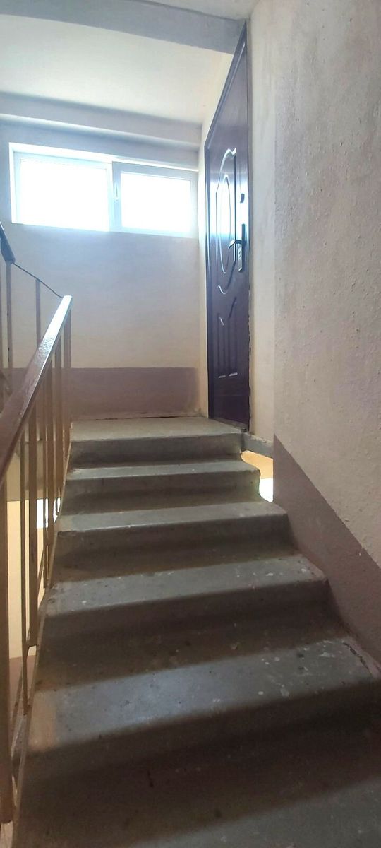 1833984117032872