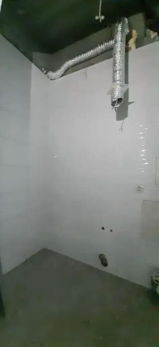 1836292015226872