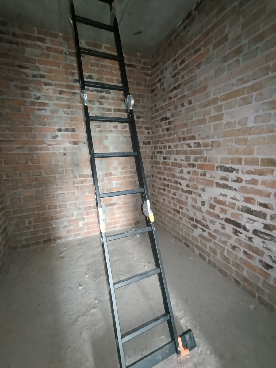 1835445866468873