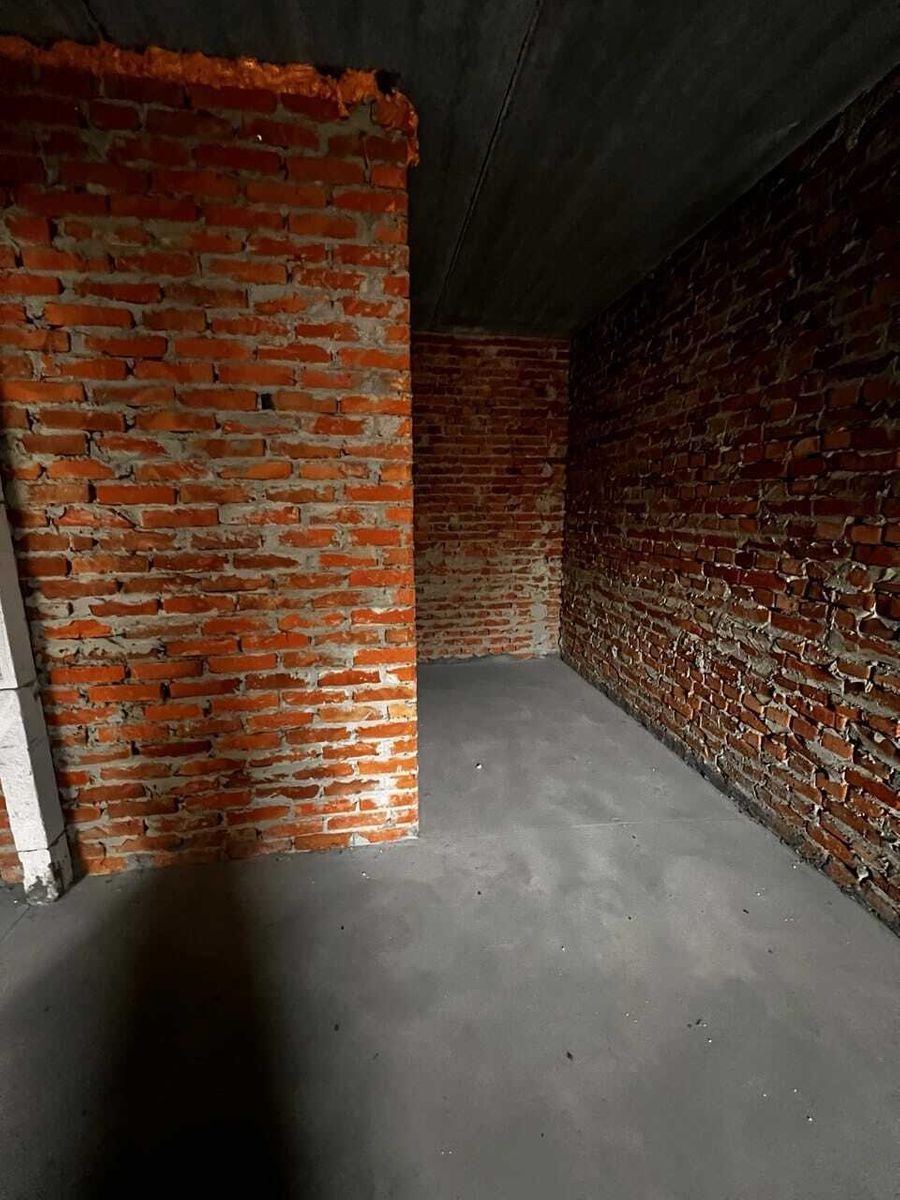 1835174157531876