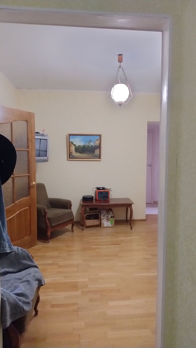 1831712893708877