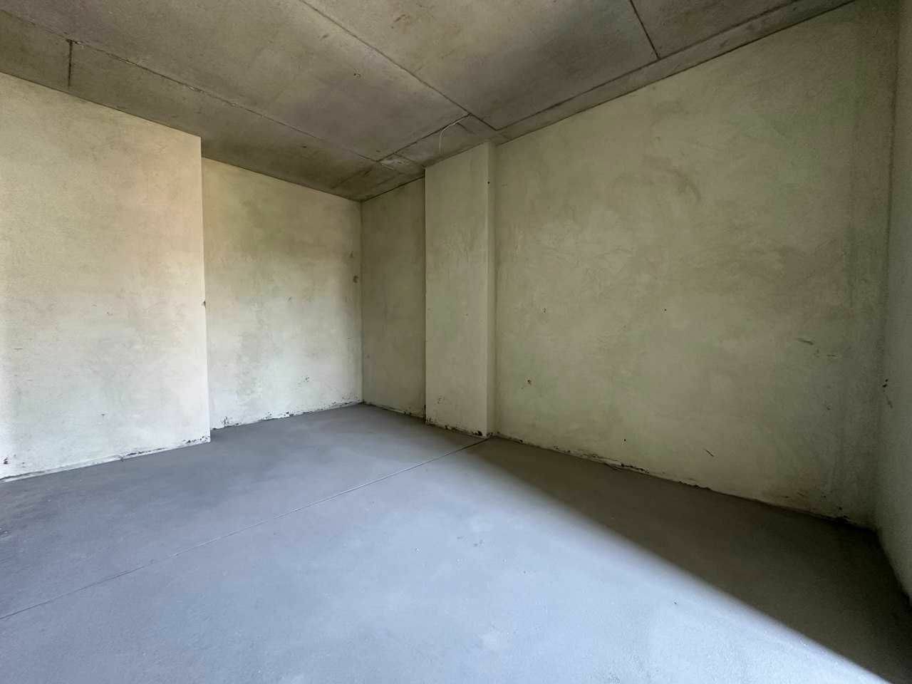 1835725742406879