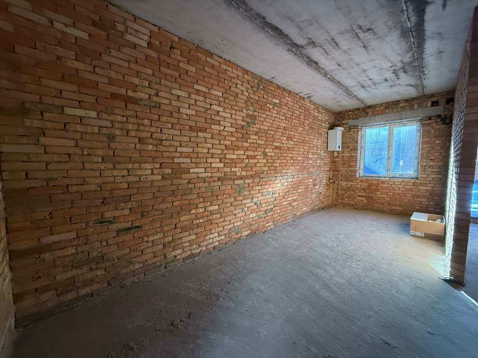 1831289818754880