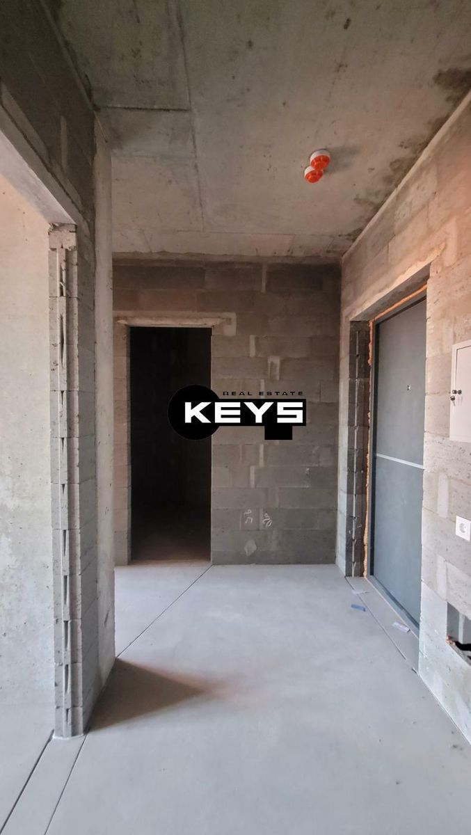 1832005728093881