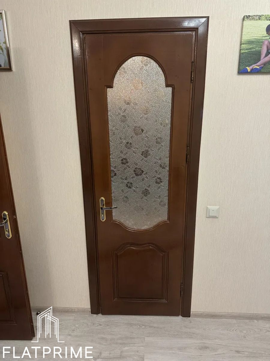 1834637591009881