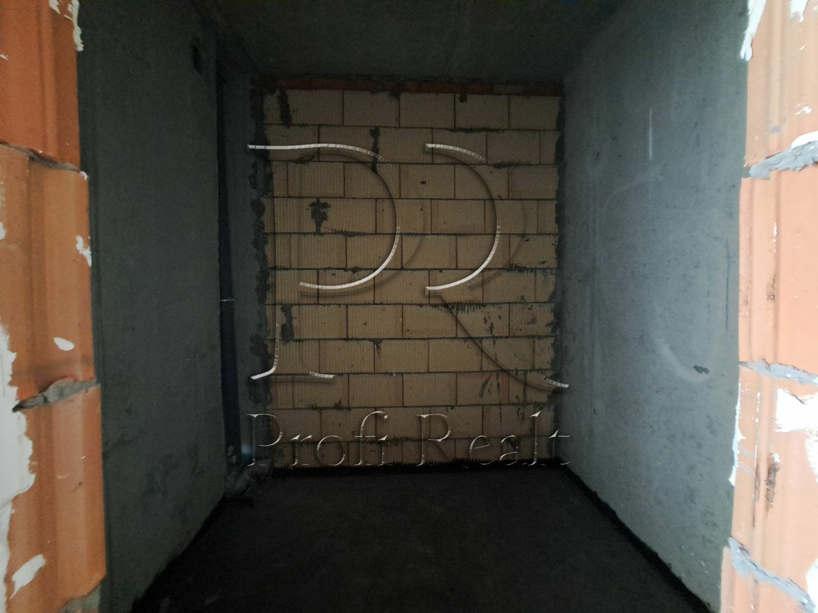 1837562083139881