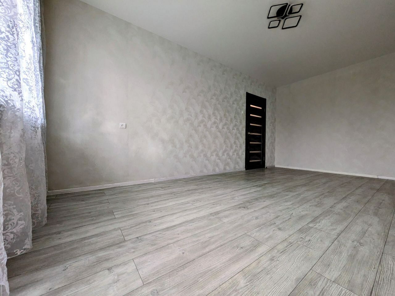 1838016951633882