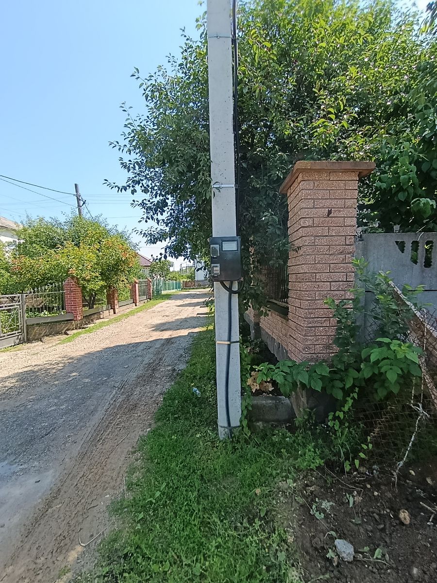 1837700671435883