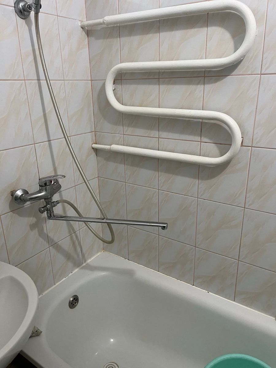 1835074738316884