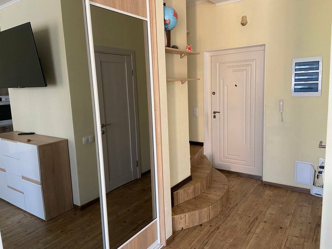 1835353768129884
