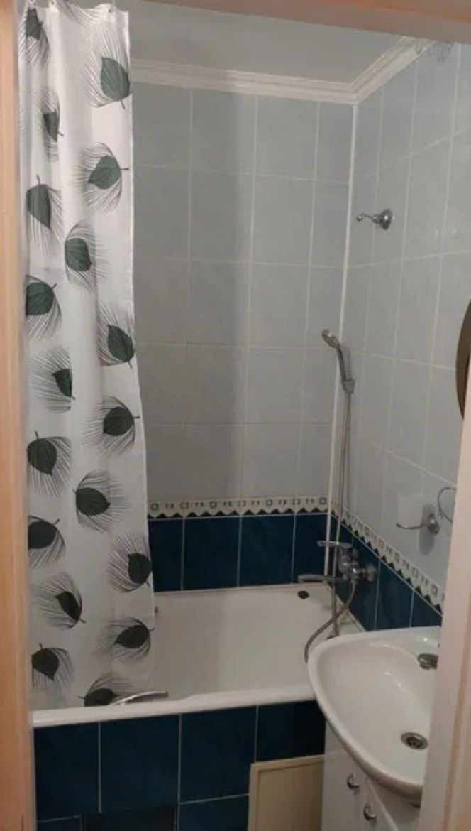 1837071237193884