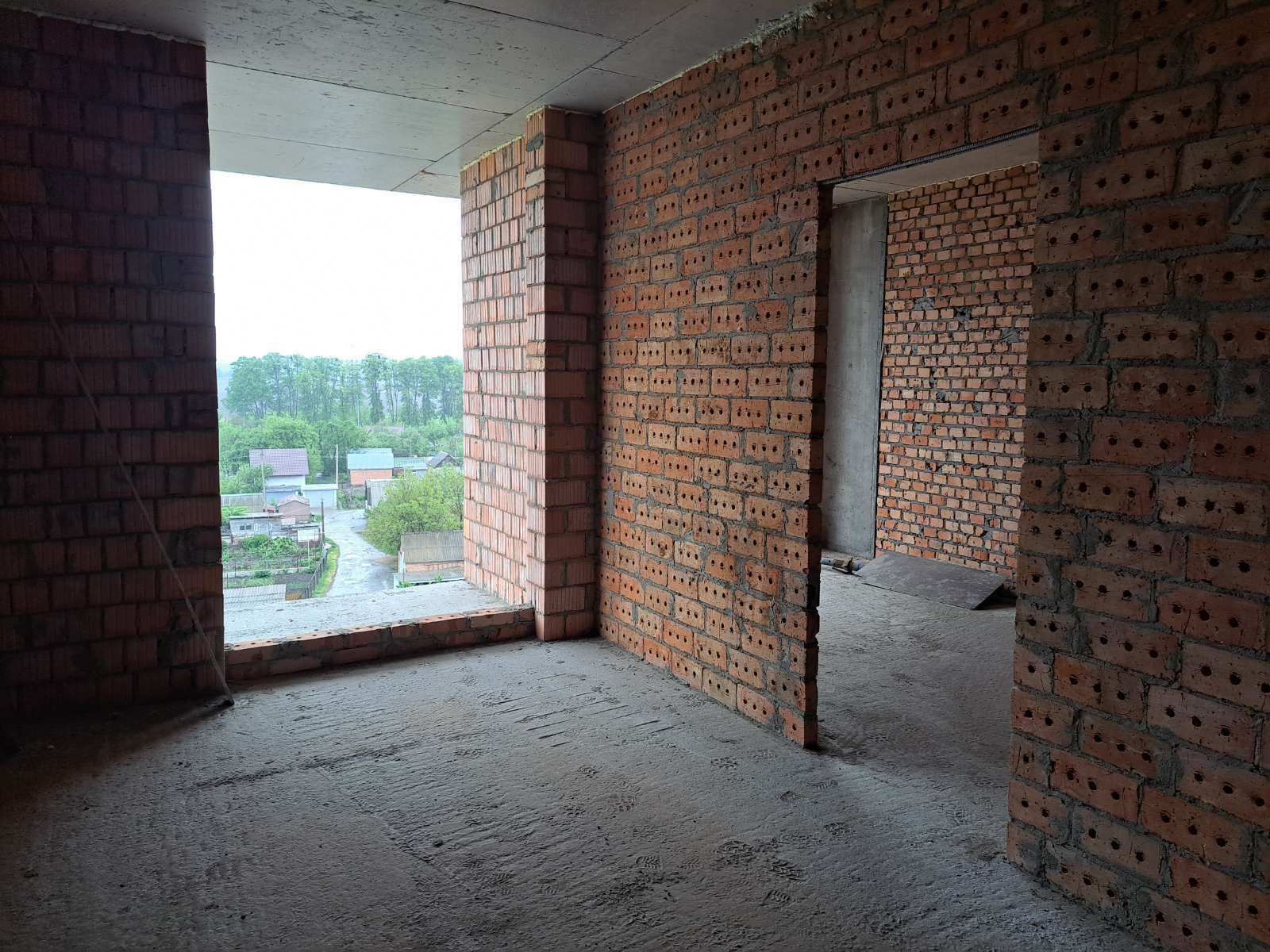 1831747674078885