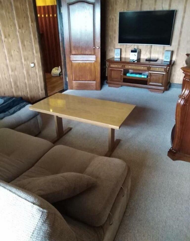 1835156842141886