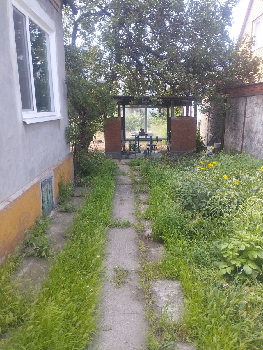 1838871608055886