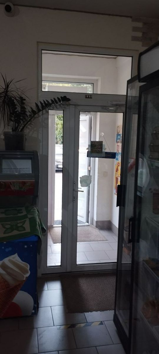 1833164768302887