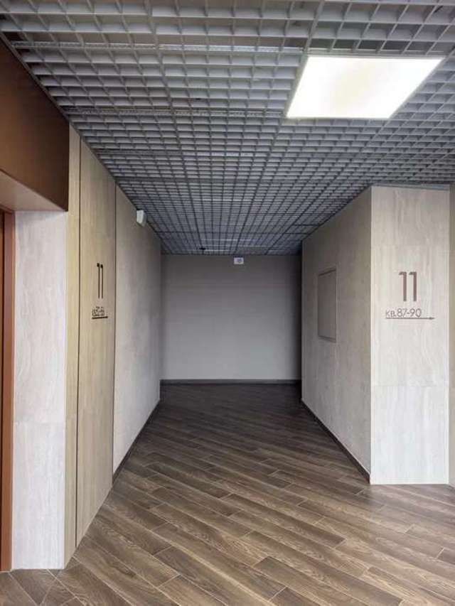 1833319272239887