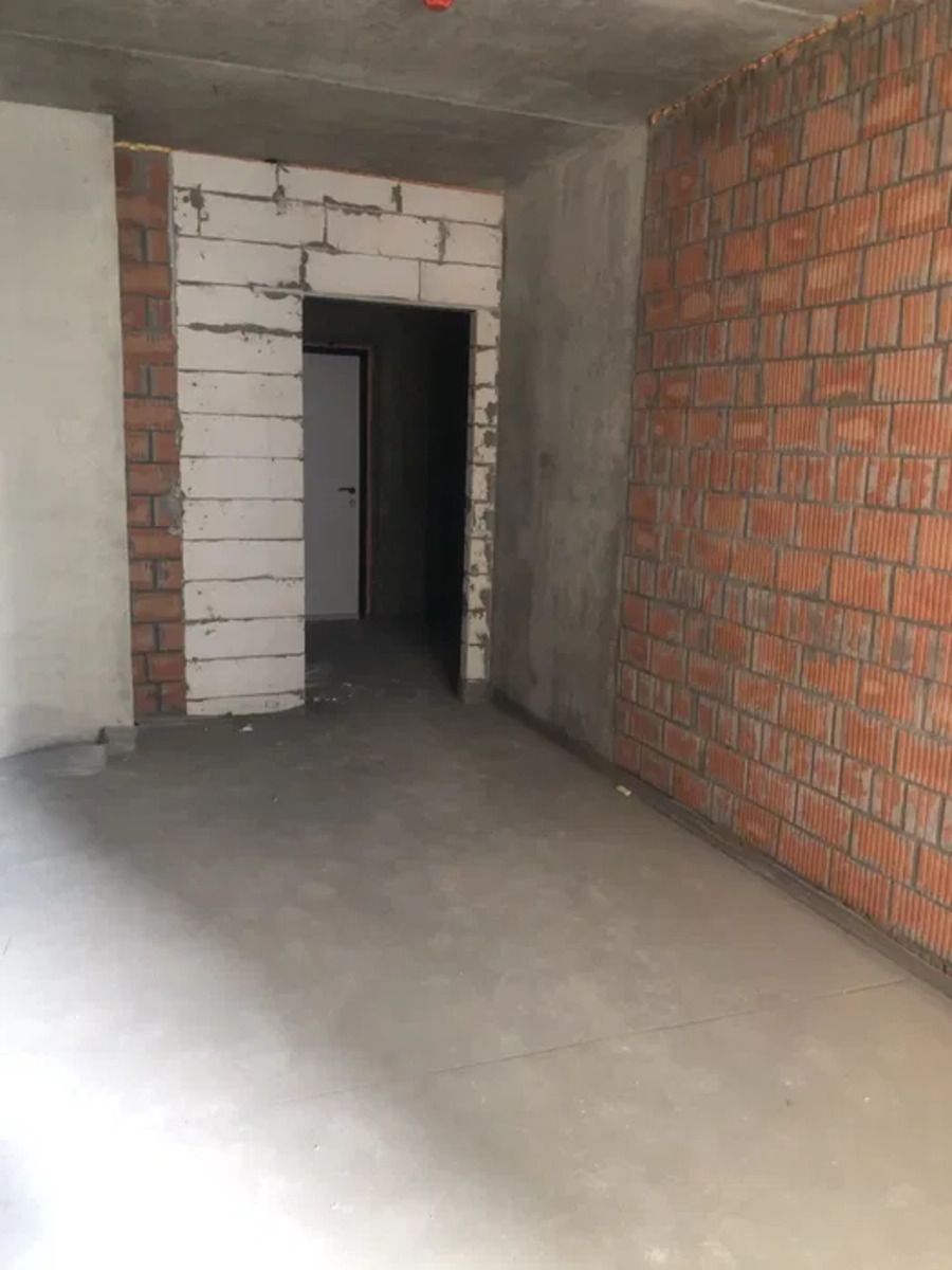 1839526784616887
