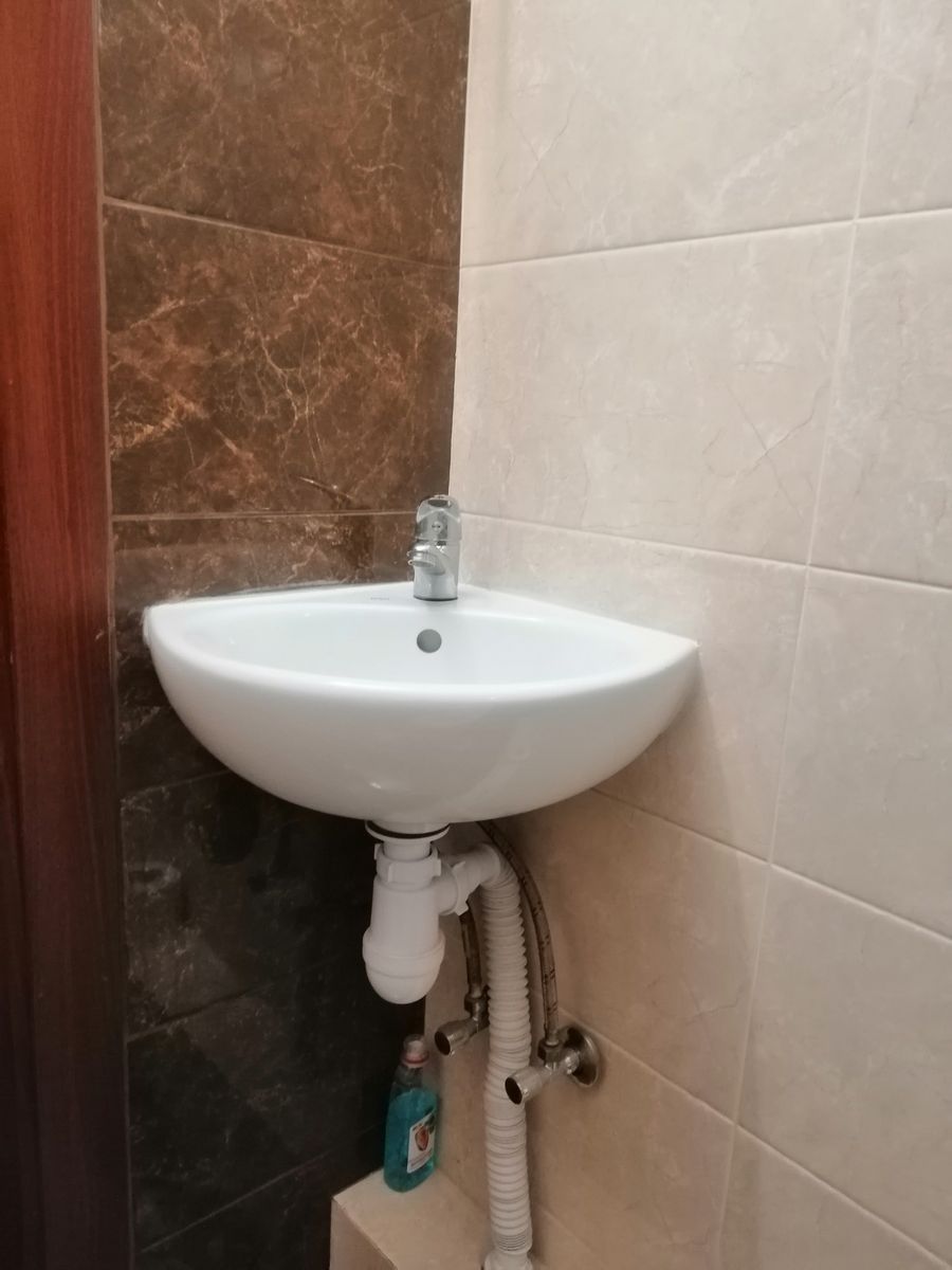 1838186269615888