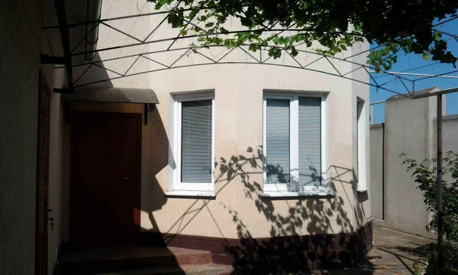 1835439306790889