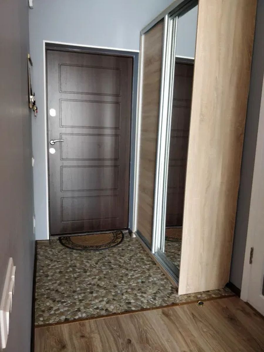 1838970546758890